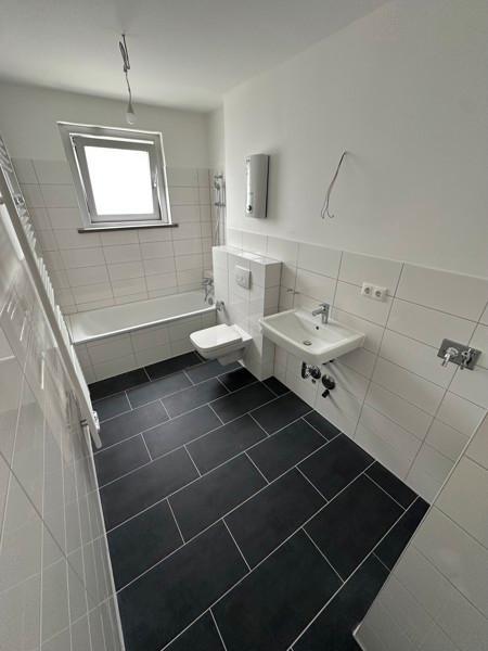 1. OG 5 Zimmer ab Ende Oktober (frisch saniert) zimmer