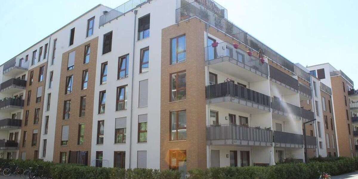 Etagenwohnung Frankfurt Europaviertel - 4 Zimmer, 104 m&sup2;, 1.880&euro; | Angebot:26460546