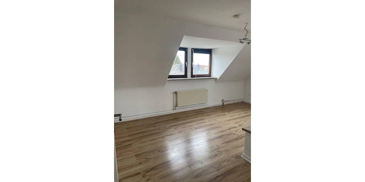 Etagenwohnung Hameln Innenstadt - 2 Zimmer, 65 m&sup2;, 585&euro; | Angebot:26803462