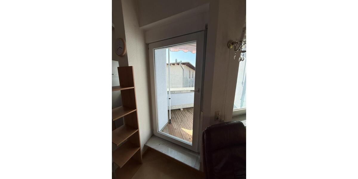 Dachgeschoßwohnung Gotha - 1 Zimmer, 60 m&sup2;, 660&euro; | Angebot:25397063