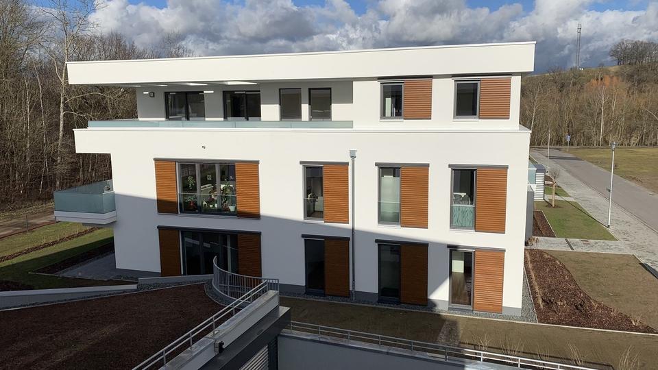 Erdgeschoßwohnung Döbeln - 4 Zimmer, 125 m&sup2;, 1.251&euro; | Angebot:23873141