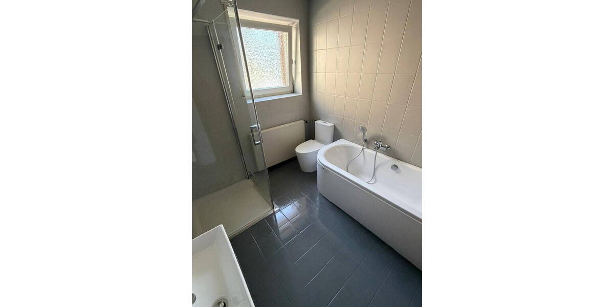 Etagenwohnung aachen Brand - 2 Zimmer, 98 m&sup2;, 1.150&euro; | Angebot:26847407