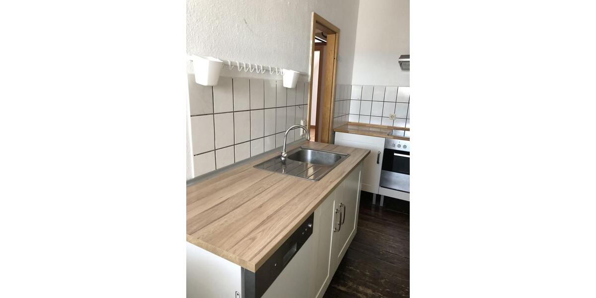 Dachgeschoßwohnung Saarbrücken - 3 Zimmer, 65 m&sup2;, 580&euro; | Angebot:26362184