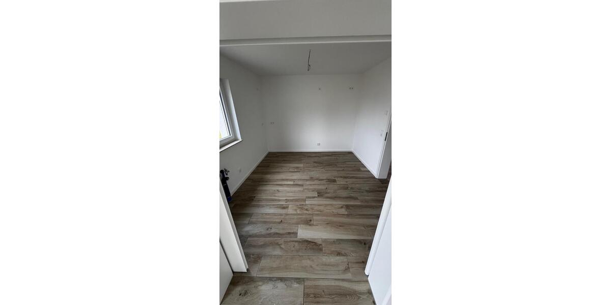 Sofort verfügbar: 5 Raum Wohnung mit Garten im Neubau 5 zimmer