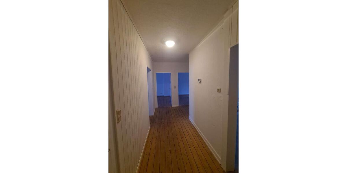 Dachgeschoßwohnung Hannover Linden-Limmer - 3 Zimmer, 68 m&sup2;, 750&euro; | Angebot:24804009