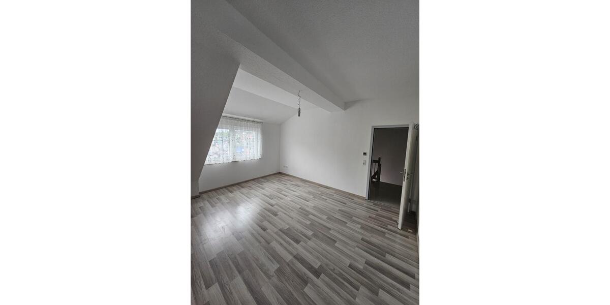 Doppelhaushälfte Hagen Hagen-Mitte - 4.5 Zimmer, 143 m&sup2;, 1.400&euro; | Angebot:25789634