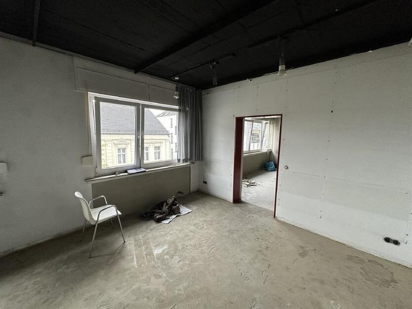  Aus alt macht der Vermieter neu - Gestalten Sie Ihr Büro Ihre Praxis mit! zimmer