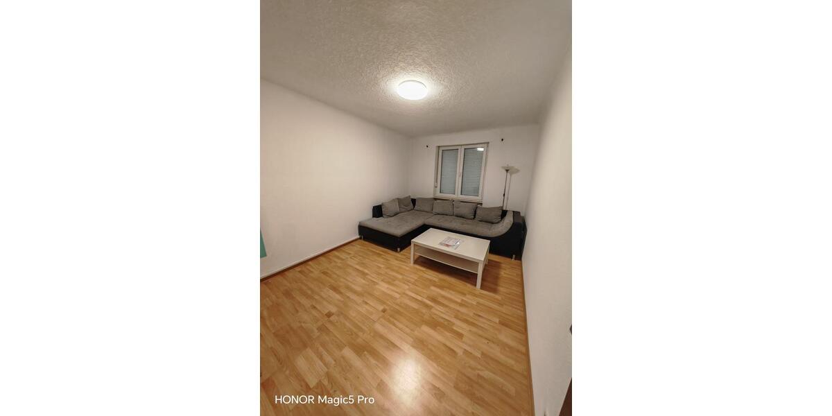 Etagenwohnung Schiffweiler - 1 Zimmer, 80 m&sup2;, 700&euro; | Angebot:25174973