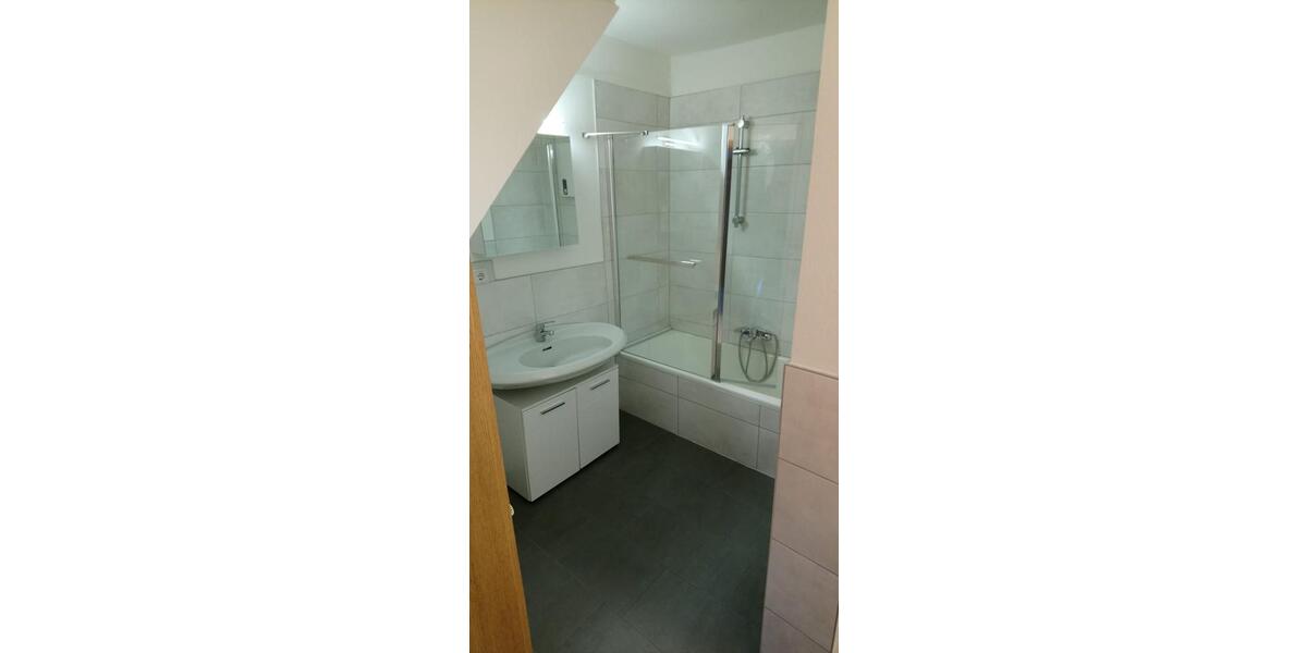 Etagenwohnung Nieheim - 4 Zimmer, 116 m&sup2;, 720&euro; | Angebot:26253466