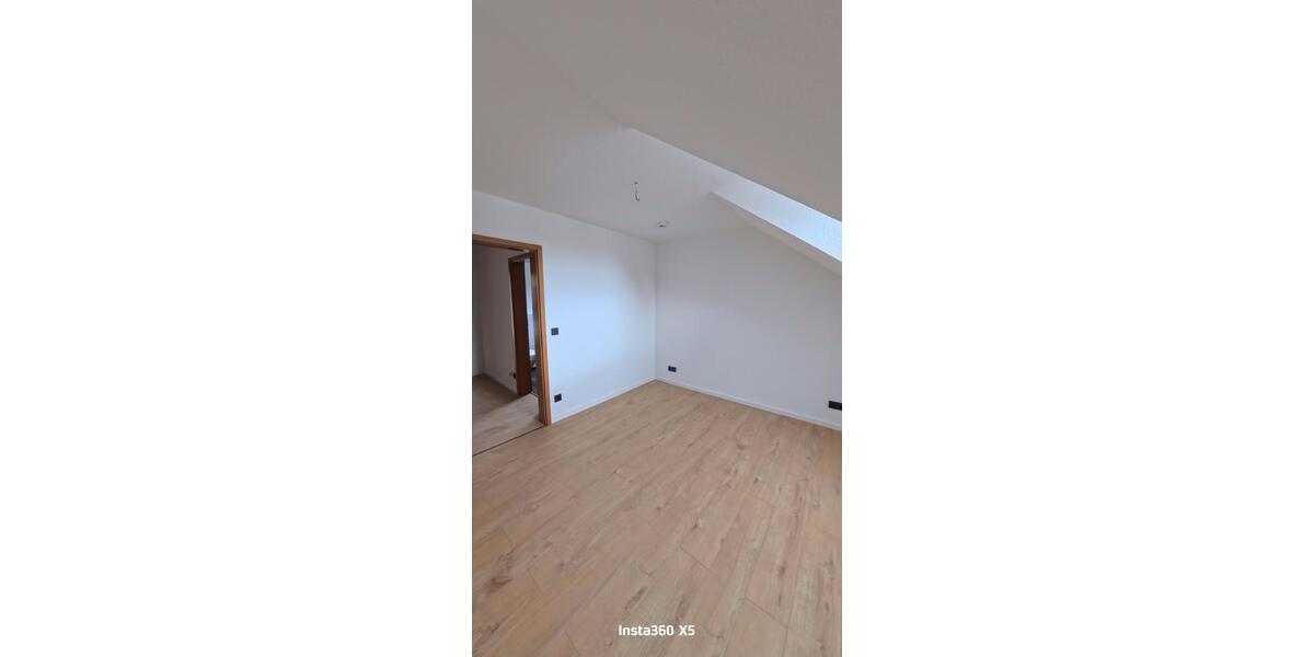 Dachgeschoßwohnung Bayreuth Bernecker Straße / Insel / Riedelsberg - 2 Zimmer, 49 m&sup2;, 860&euro; | Angebot:25082331