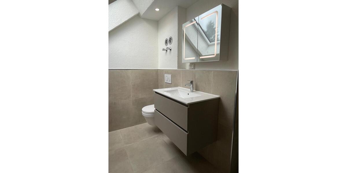 2 ZKB Dachgeschosswohnung in Oberlinxweiler 1 zimmer