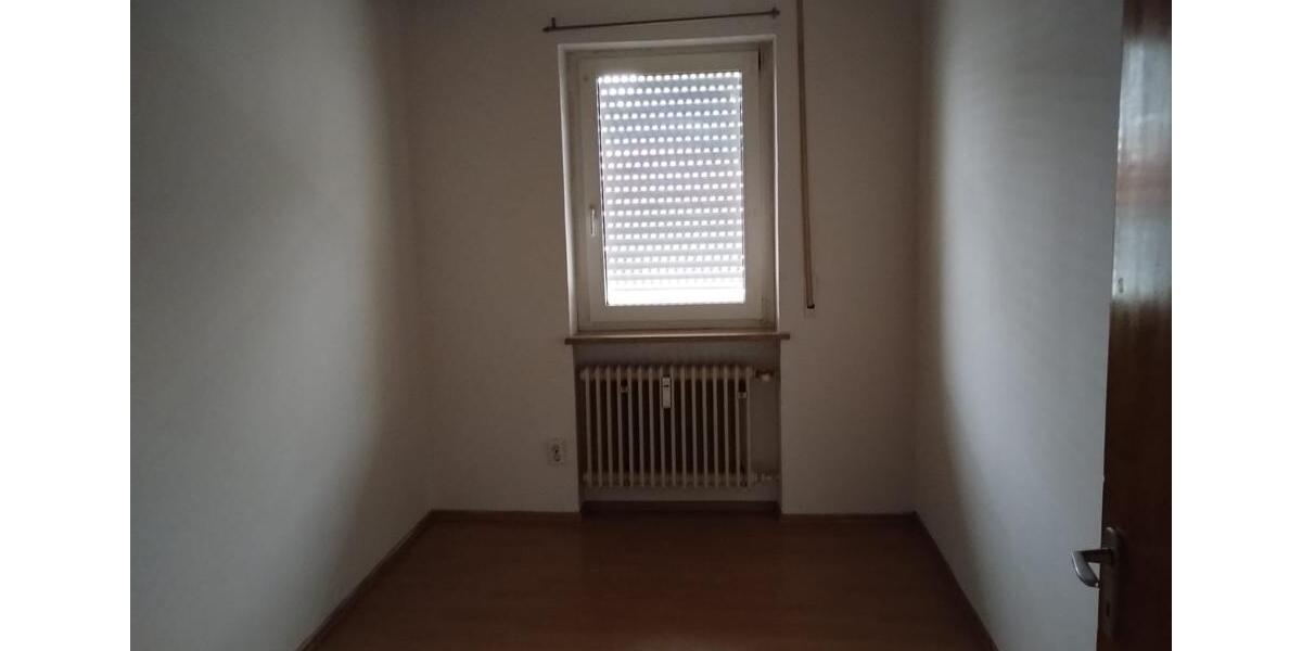 Etagenwohnung Amberg - 4 Zimmer, 87 m&sup2;, 800&euro; | Angebot:24354134