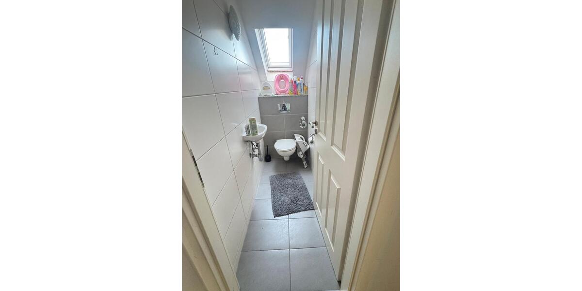 Etagenwohnung Saarbrücken St. Arnual - 4 Zimmer, 98 m&sup2;, 950&euro; | Angebot:26293936