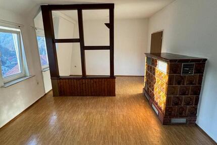 Wohnung Zella-Mehlis Mehlis - 2 Zimmer, 45 m&sup2;, 300&euro; | Angebot:26503632