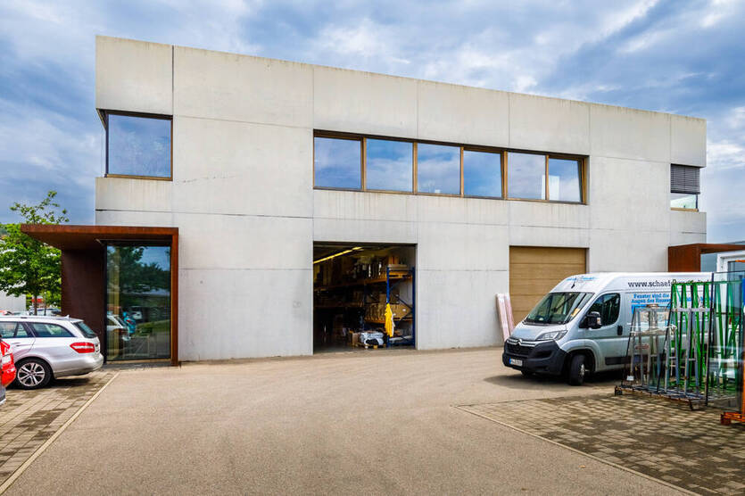 Ansprechende Gewerbehalle Bürofläche in Markdorf