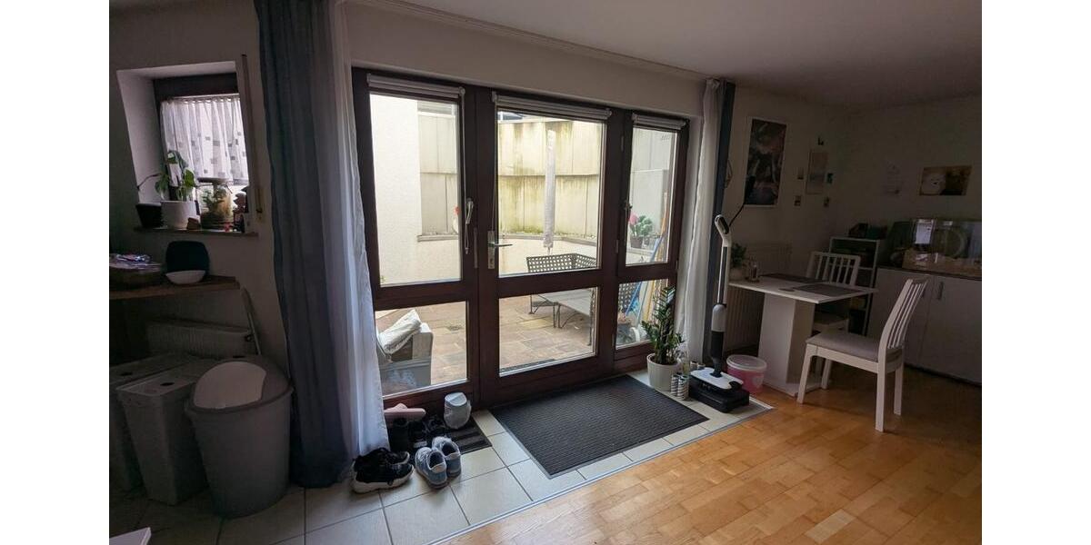 Schöne 1,5 Zi.-Einliegerwohnung mit EBK von Privat 1 zimmer