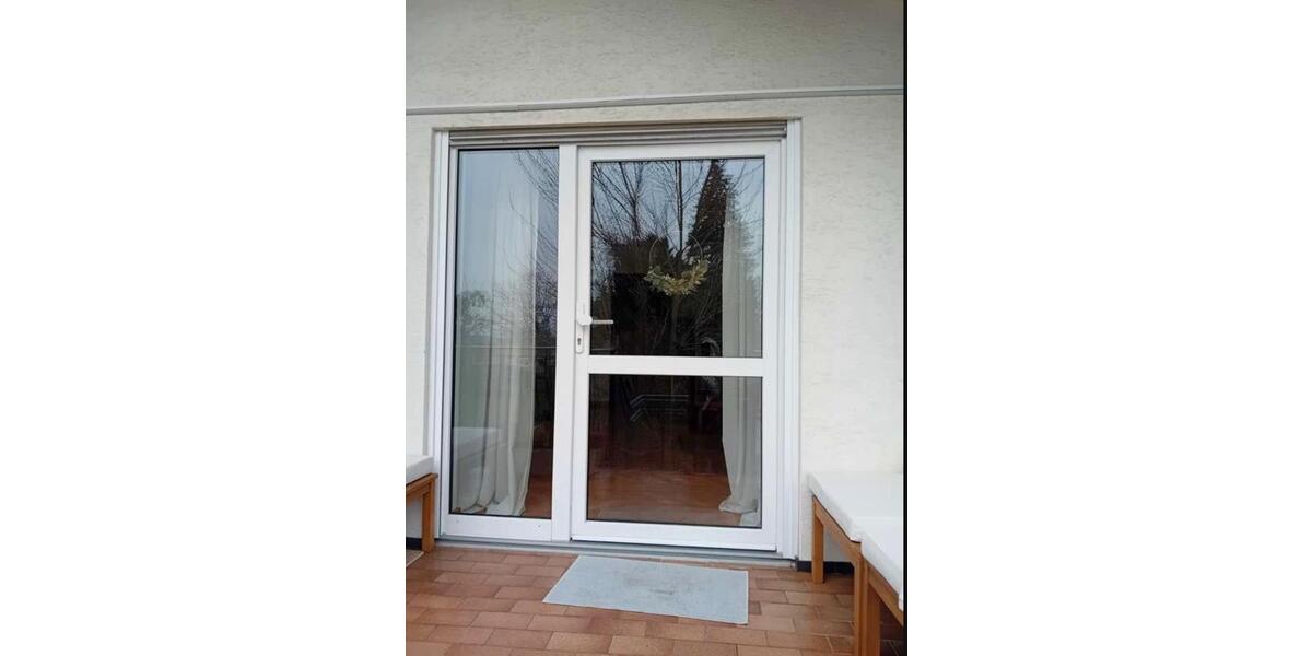 Dachgeschoßwohnung Singen (Hohentwiel) - 2.5 Zimmer, 105 m&sup2;, 900&euro; | Angebot:24705977