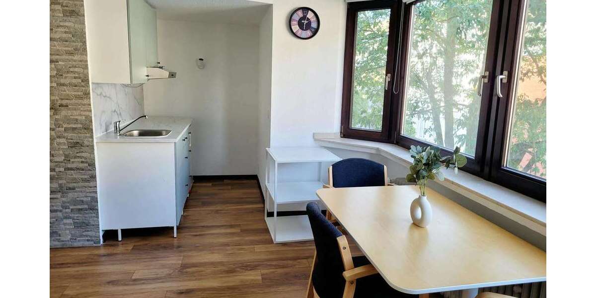 Zimmer Düsseldorf Stadtmitte - 1 Zimmer, 1.200&euro; | Angebot:26147570