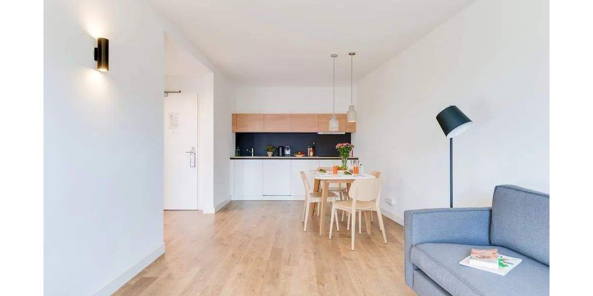 Etagenwohnung Berlin Karlshorst - 2 Zimmer, 38 m&sup2;, 2.670&euro; | Angebot:26718096