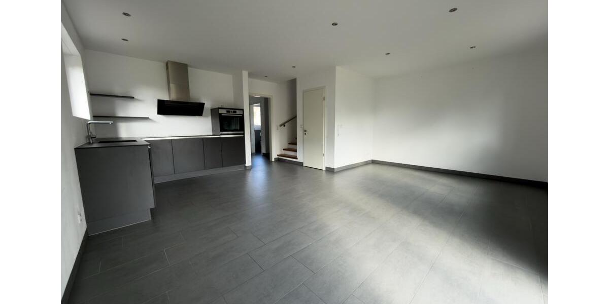 Doppelhaushälfte Tarmstedt - 3 Zimmer, 100 m&sup2;, 1.350&euro; | Angebot:26051496