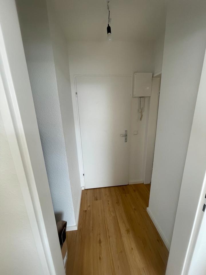 Möblierte Dachgeschosswohnung zur Zwischenmiete (Nov-Dez) zimmer