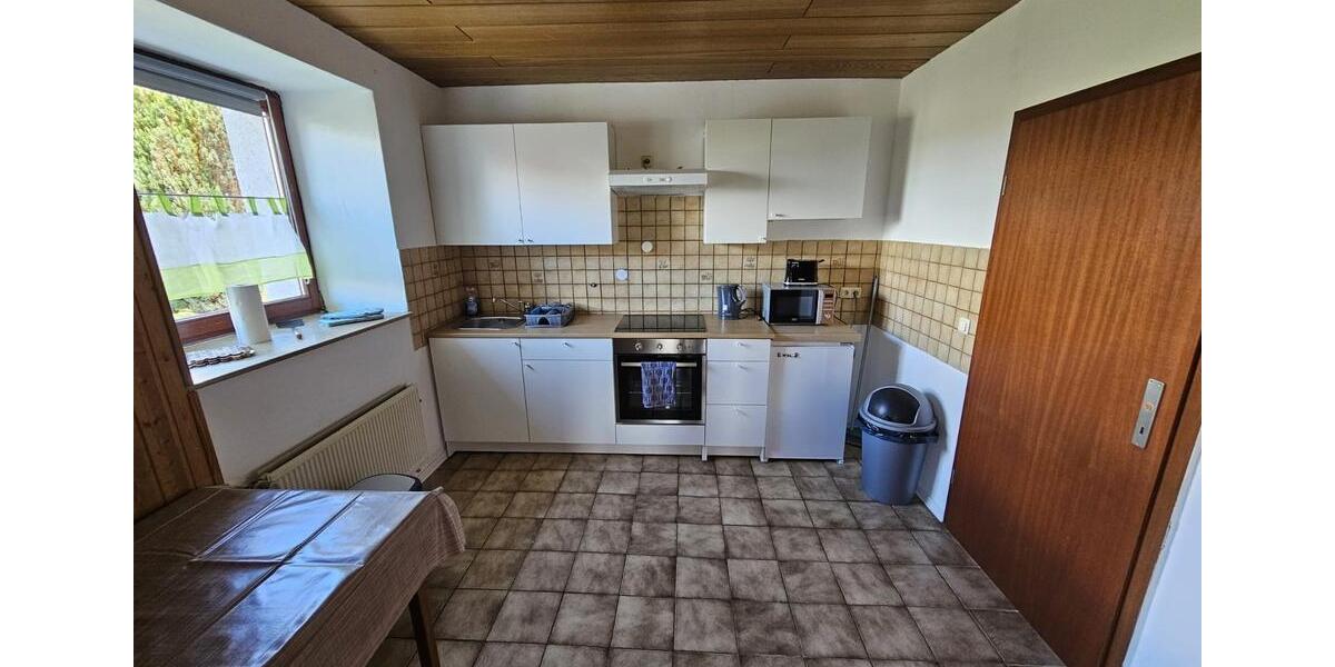 Einfamilienhaus Schwalmstadt - 7 Zimmer, 100 m&sup2;, 20&euro; | Angebot:16229101