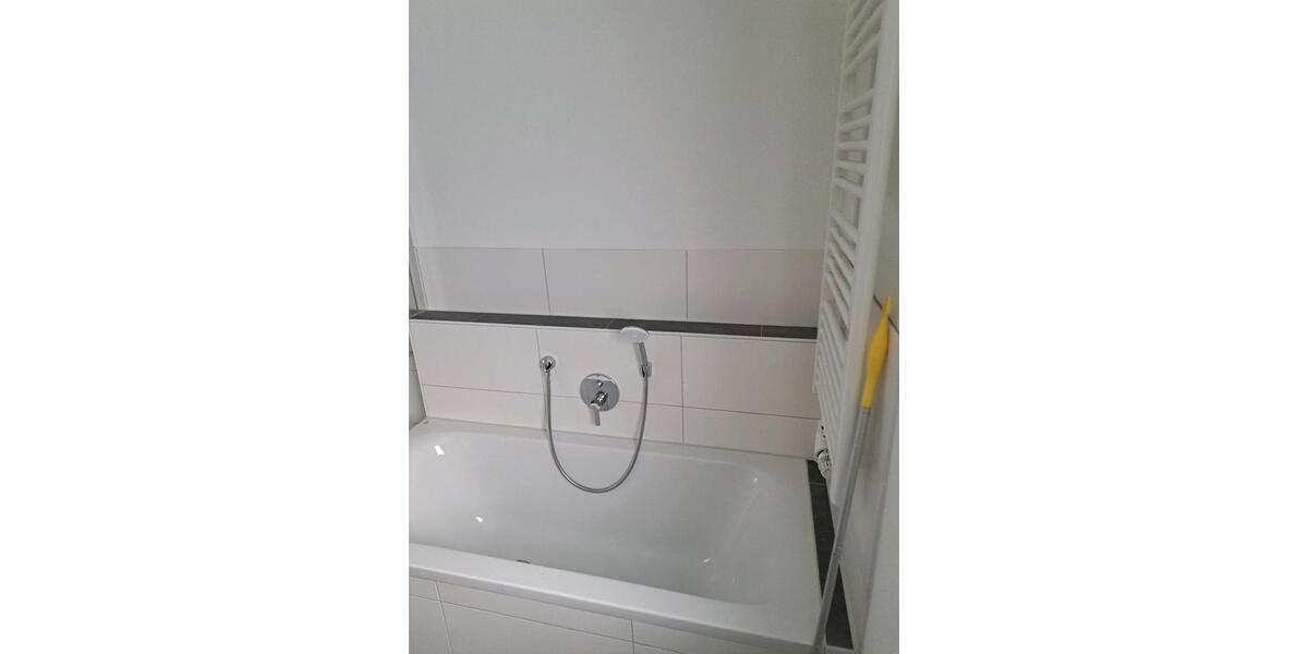 Erdgeschoßwohnung Eiselfing - 3 Zimmer, 85 m&sup2;, 1.200&euro; | Angebot:24640121