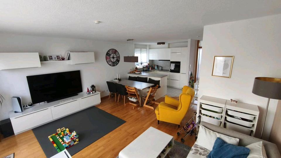 Maisonettenwohnung Schwaikheim - 5 Zimmer, 94 m&sup2;, 2.130&euro; | Angebot:25838318