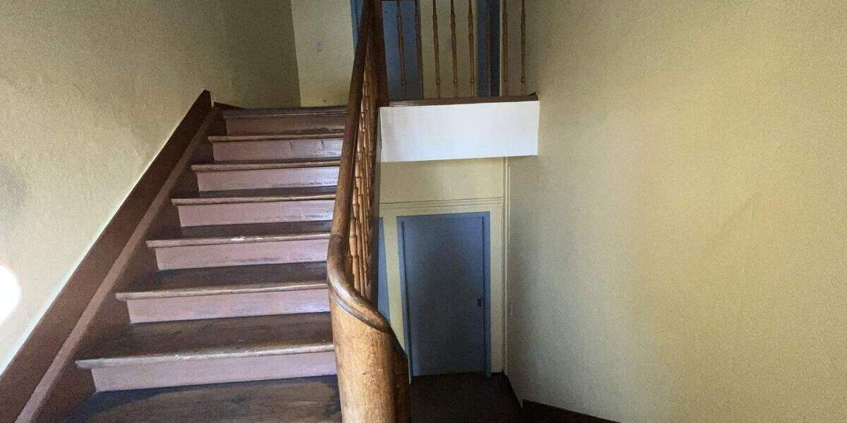 Etagenwohnung Karlsruhe Innenstadt-West - 2 Zimmer, 71 m&sup2;, 850&euro; | Angebot:25909411