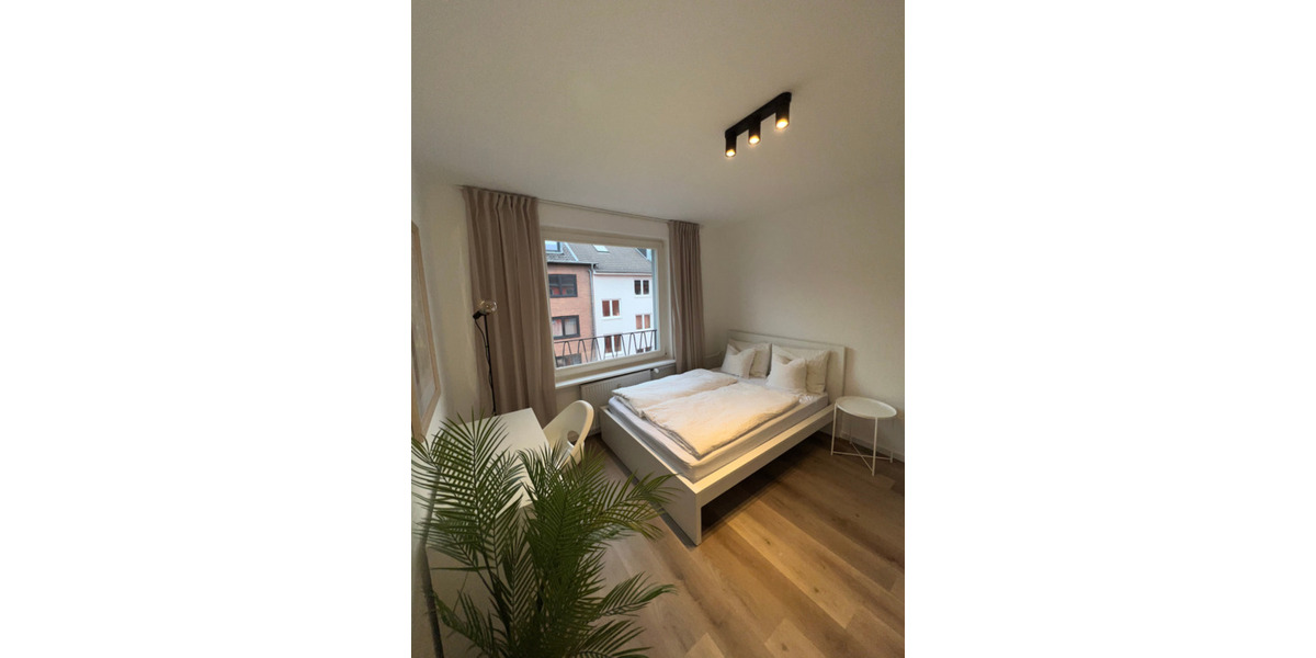 Wohnen auf Zeit Aachen Aachen-Mitte - 3 Zimmer, 18 m&sup2;, 575&euro; | Angebot:24698395