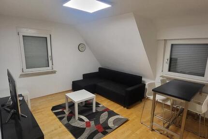 Möbliertes WG-Zimmer (2 Räume) in Doppelhaushälfte 2 zimmer