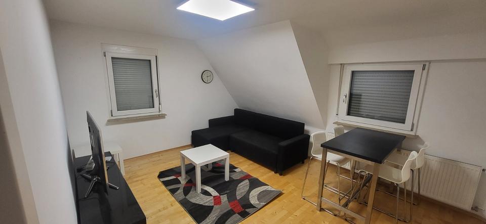 Möbliertes WG-Zimmer (2 Räume) in Doppelhaushälfte 2 zimmer