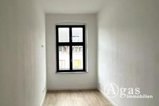Etagenwohnung Eberswalde - 4 Zimmer, 92 m&sup2;, 832&euro; | Angebot:26494979