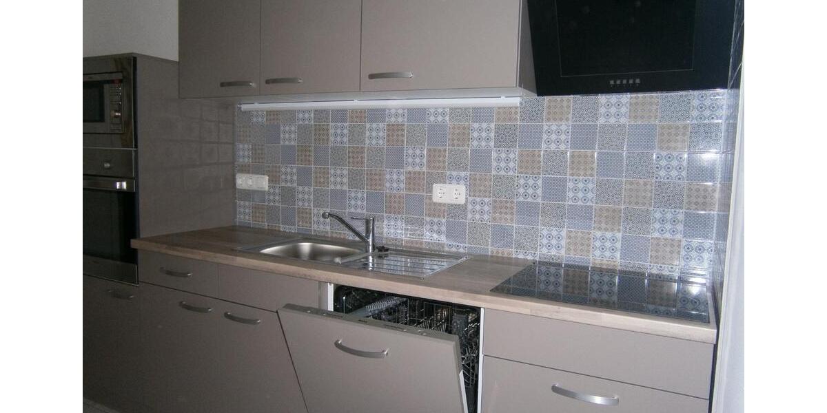 Erdgeschoßwohnung Neumarkt-Sankt Veit Sankt Veit - 4 Zimmer, 150 m&sup2;, 990&euro; | Angebot:25904041
