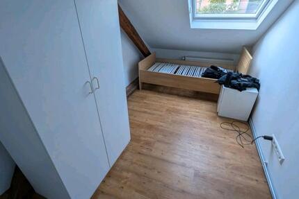 12,5 qm Zimmer in 4er WG in der Oststadt (Karlsruhe) 1 zimmer