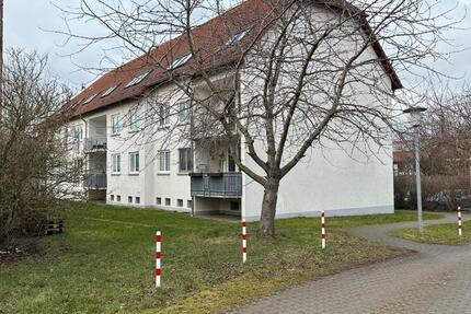 ruhige, gemütliche 2ZKB, Balkon und Keller 2 zimmer