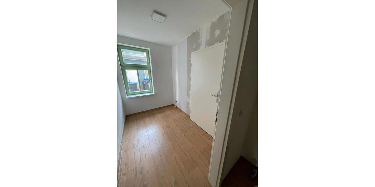 Etagenwohnung Waltershausen - 3 Zimmer, 70 m&sup2;, 762&euro; | Angebot:25333288