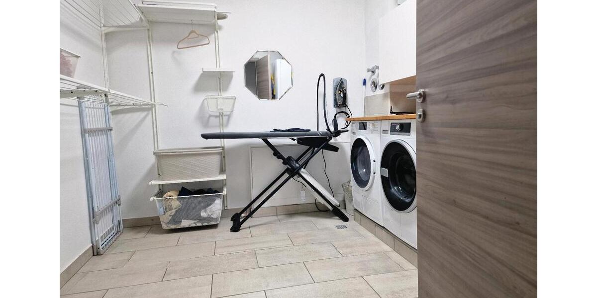 Etagenwohnung Sennfeld - 3 Zimmer, 190 m&sup2;, 2.350&euro; | Angebot:24379202