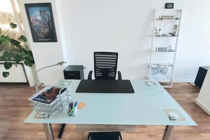 Schreibtischplatz in Coworking-Büro in Düsseldorf-Süd zimmer
