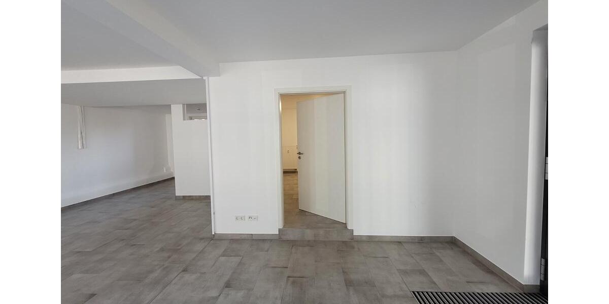 Erdgeschoßwohnung Bad Hersfeld - 2 Zimmer, 60 m&sup2;, 700&euro; | Angebot:26697993