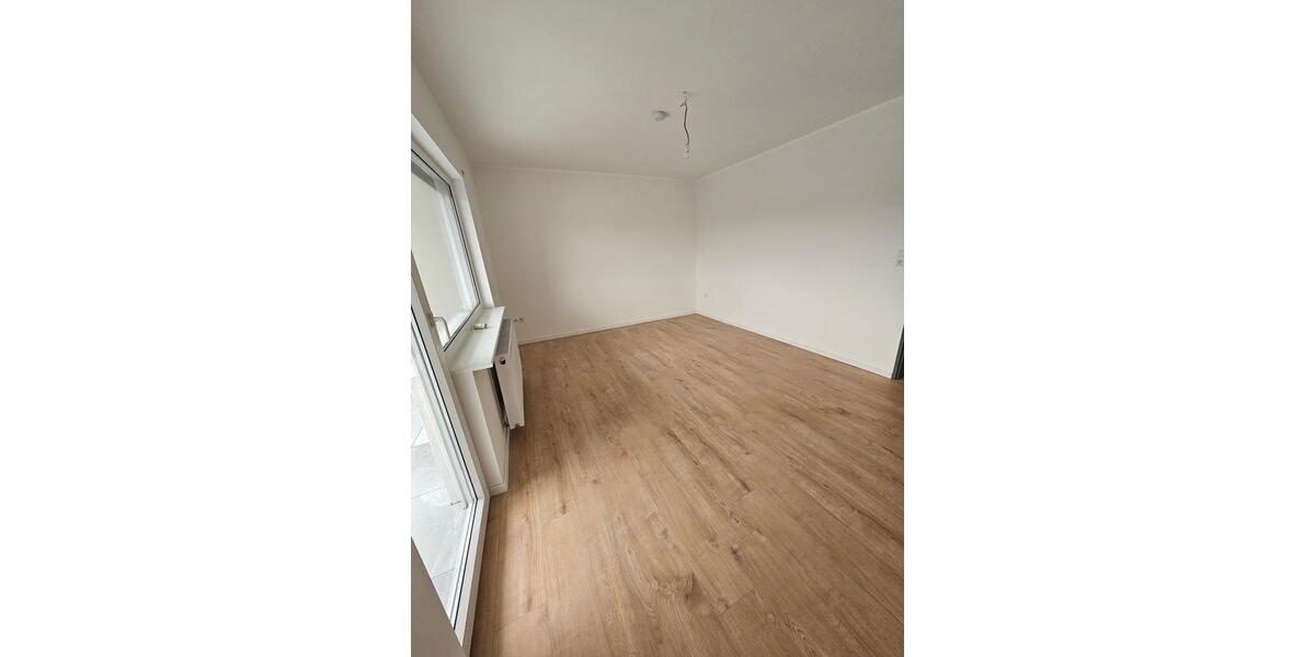 Erdgeschoßwohnung Sundern (Sauerland) - 3 Zimmer, 63 m&sup2;, 680&euro; | Angebot:26491264