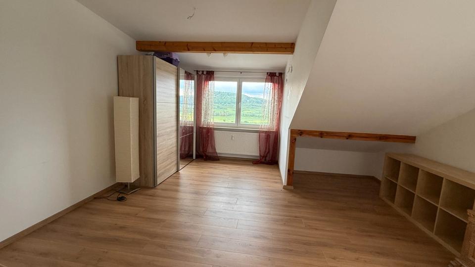 Dachgeschoßwohnung Ebermannstadt - 3 Zimmer, 104 m&sup2;, 1.144&euro; | Angebot:26636181