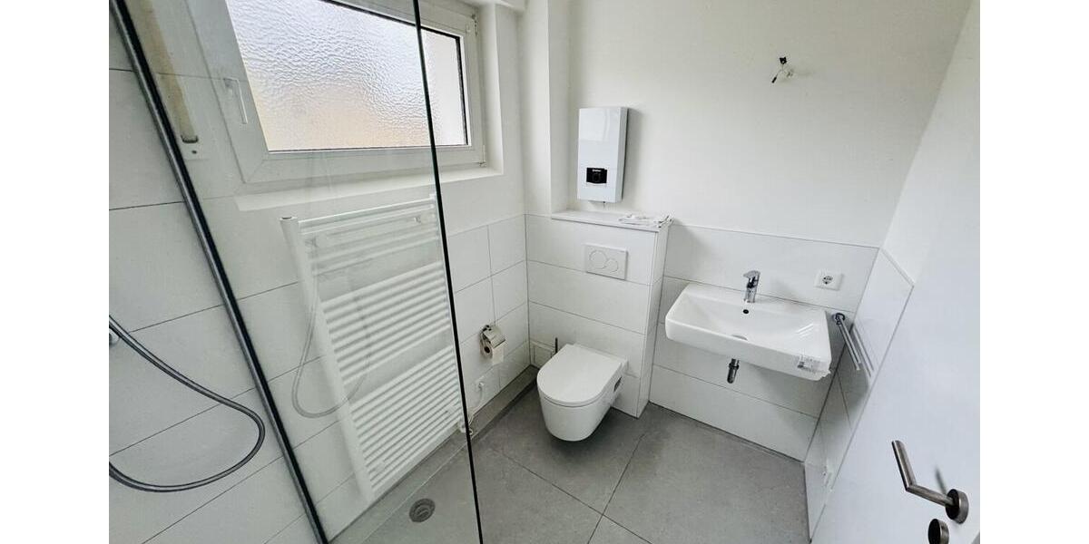 Renovierte Etagenwohnung in Bad Sassendorf! 2 zimmer