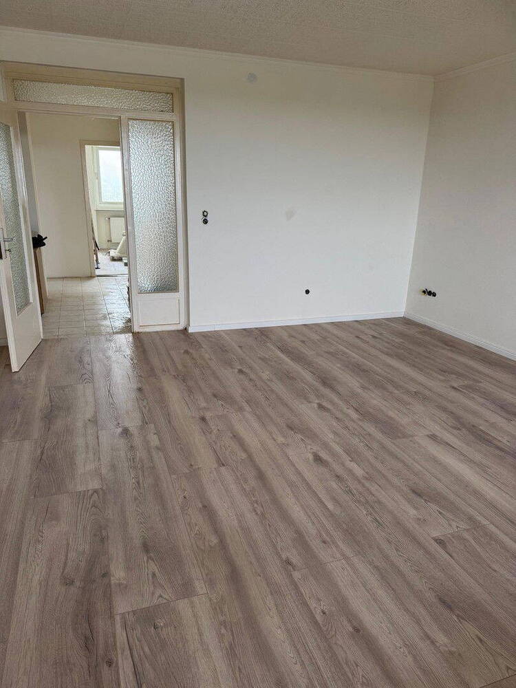 Henstedt-Ulzburg Eschenweg 61 4 Zimmer 90 qm GWC, Vollbad, EBK alles neu