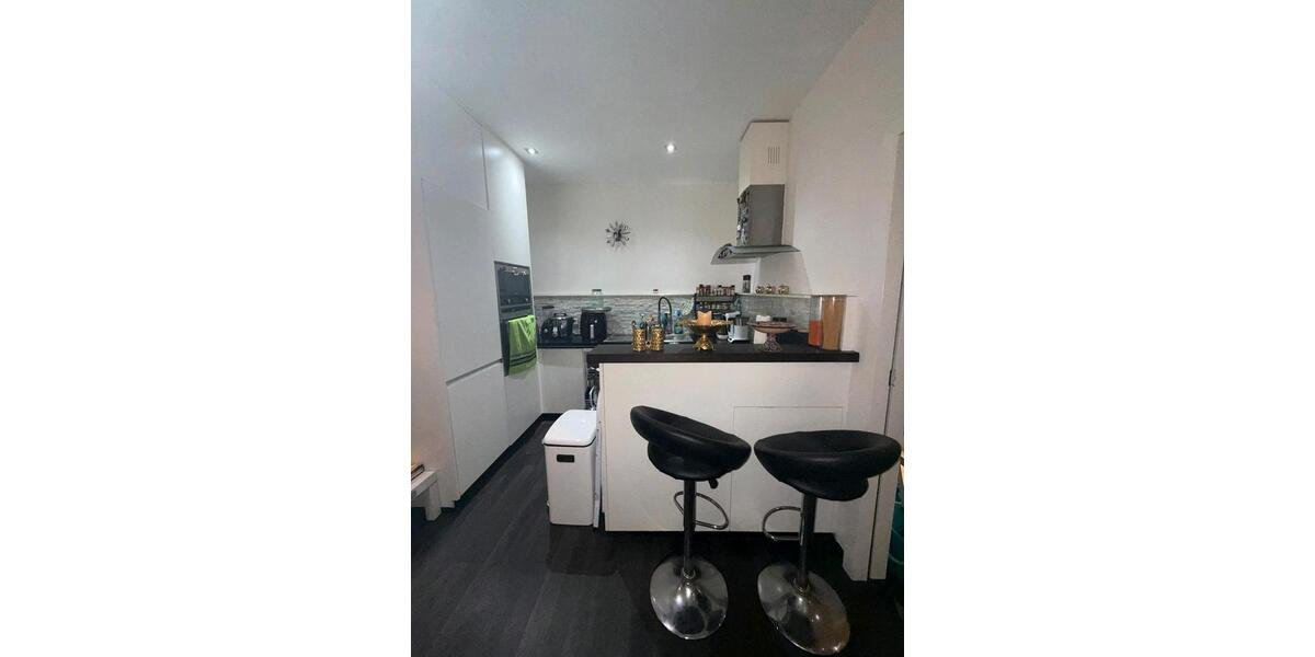 Erdgeschoßwohnung Düsseldorf Stadtbezirk 8 - 4 Zimmer, 100 m&sup2;, 1.800&euro; | Angebot:24755789