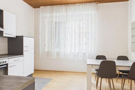Wohnung Bretten - 2.5 Zimmer, 118 m&sup2;, 680&euro; | Angebot:25903786