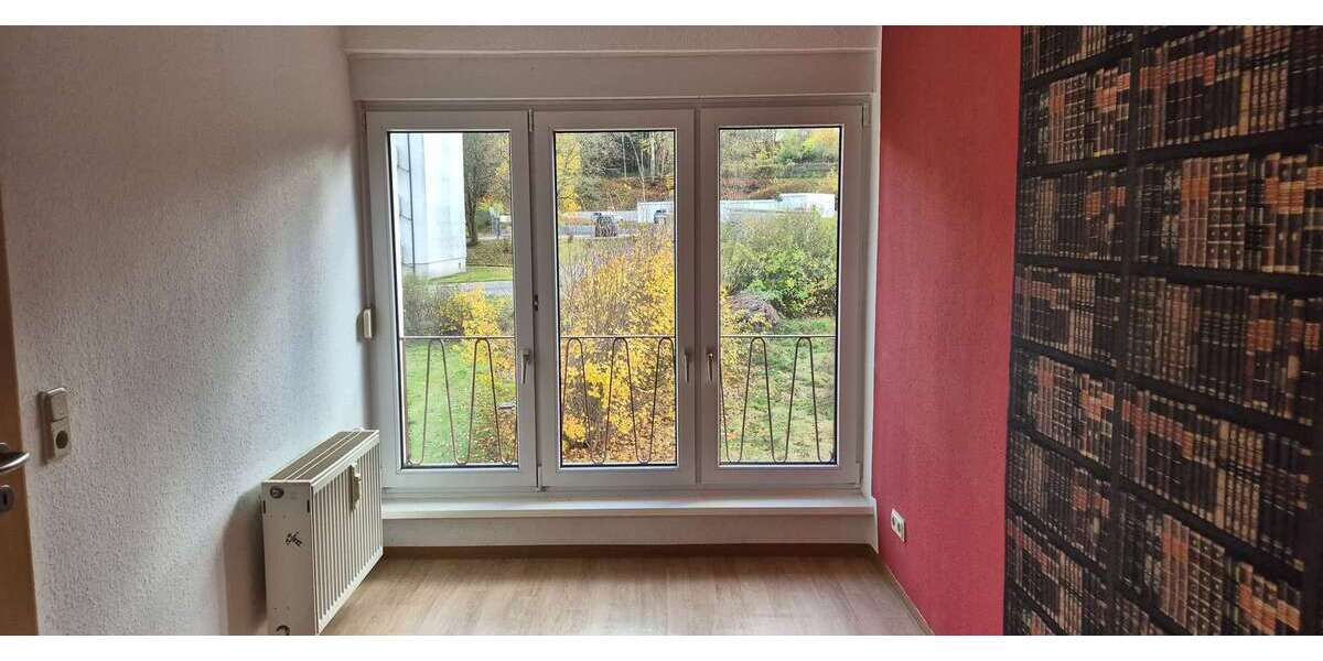 Wohnung zum Mieten in Zella-Mehlis 450 € 76 m² 4 zimmer