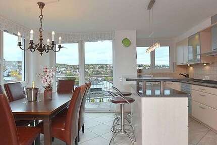 Haus Stuttgart Botnang - 3.5 Zimmer, 126 m&sup2;, 2.690&euro; | Angebot:23996590