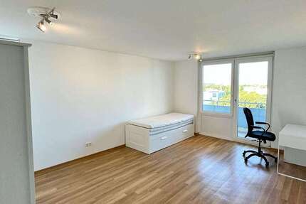 WG-Zimmer in München 975 € 25 m² zimmer