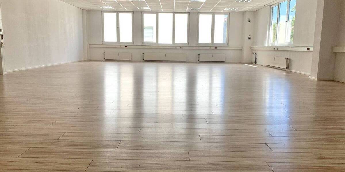 Gewerbeobjekt Altlandsberg - 1 Zimmer, 136 m&sup2;, 958&euro; | Angebot:25749160